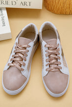 Load image into Gallery viewer, Dearlove Gold Glitter Star Patchwork PU Leather Lace-up Sneakers