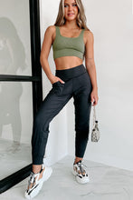 Load image into Gallery viewer, Black Exposed Seam High Waist Pocketed Joggers
